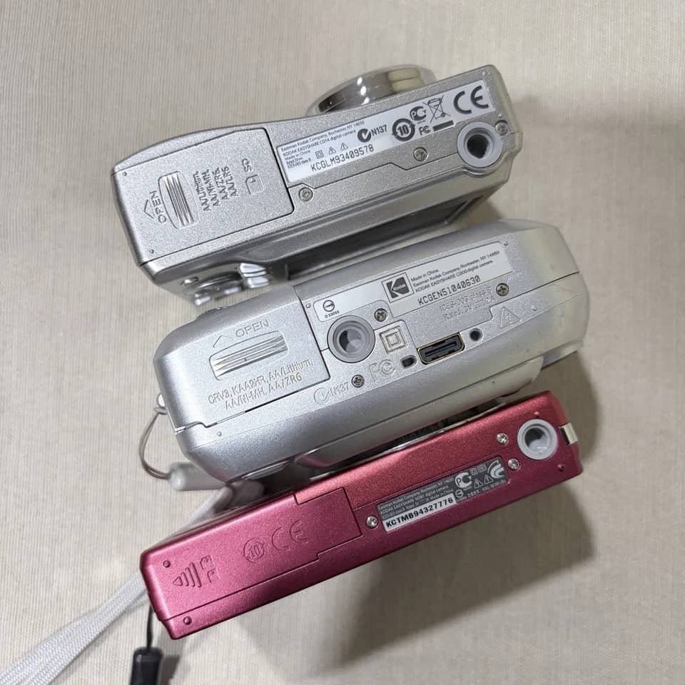 Kodak EasyShare C300 Digital Cameras Silver New Body Only