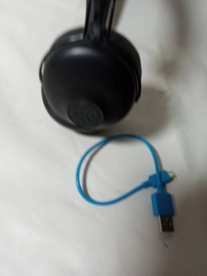 JLab Studio Headphones & Earbuds 