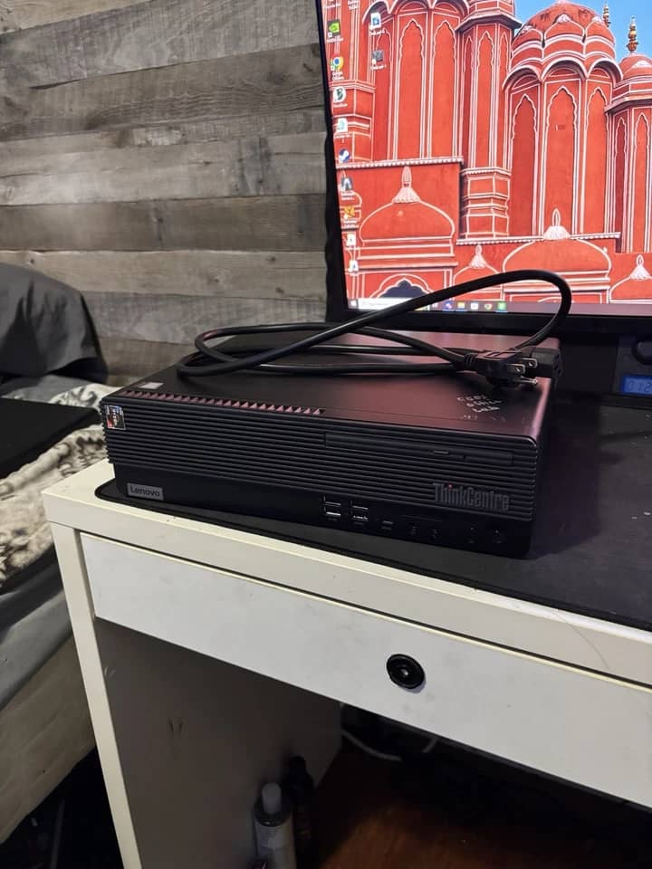 Lenovo 11R8004GUS Computers