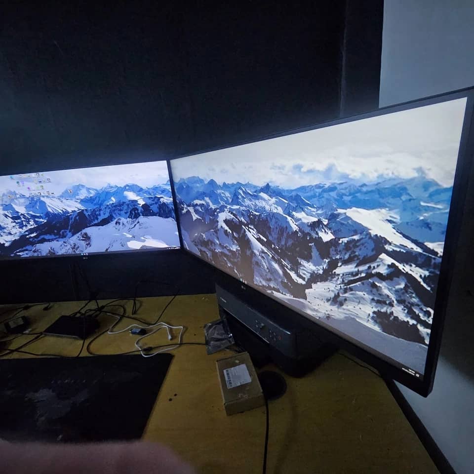 LG 34WL500 Monitors