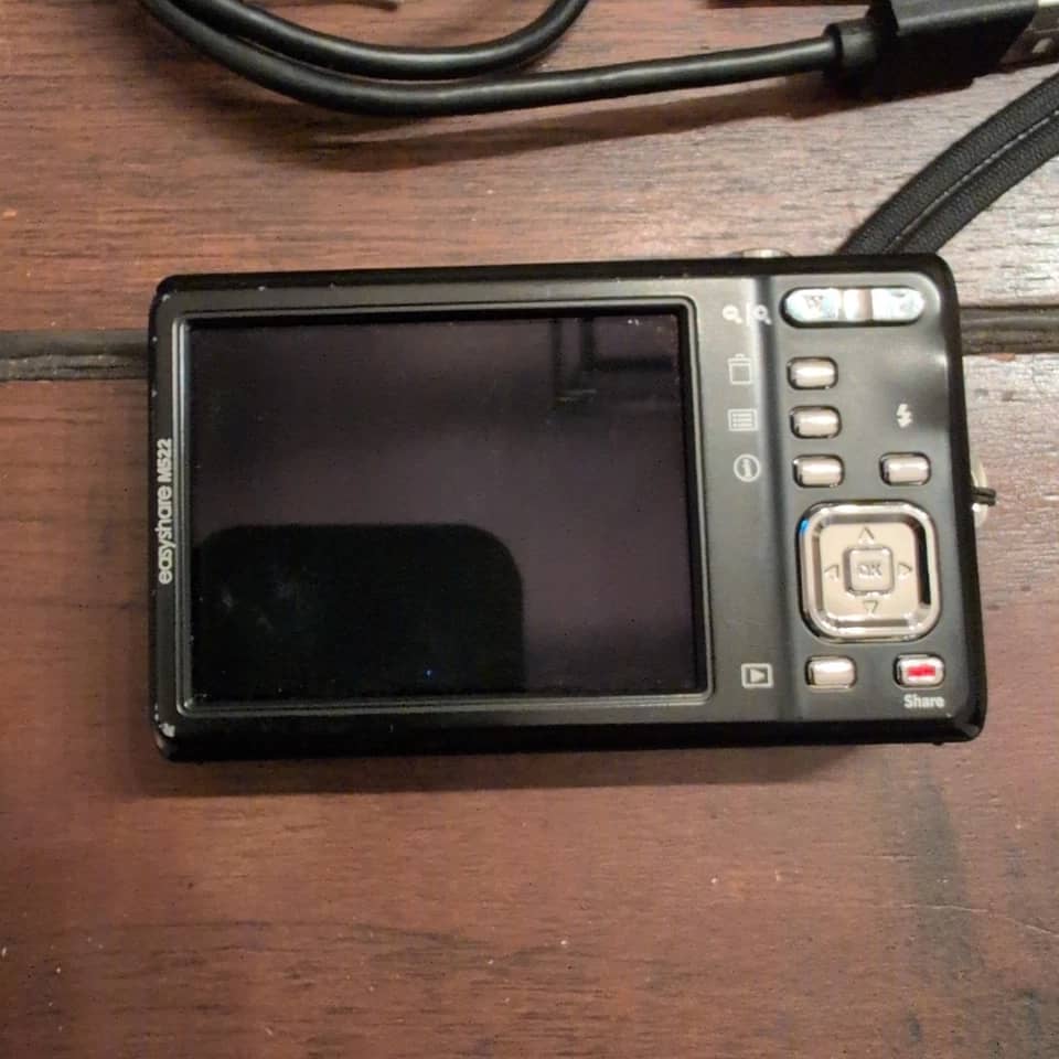 Kodak EasyShare M522 Digital Cameras Red New Body Only