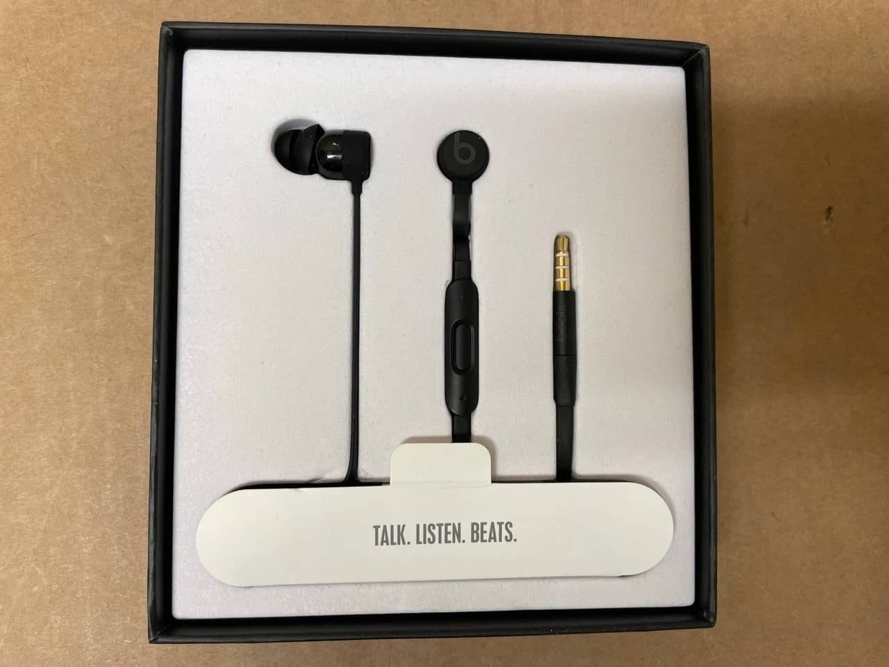 Beats UrBeats3 Headphones & Earbuds Black Open-Box Excellent