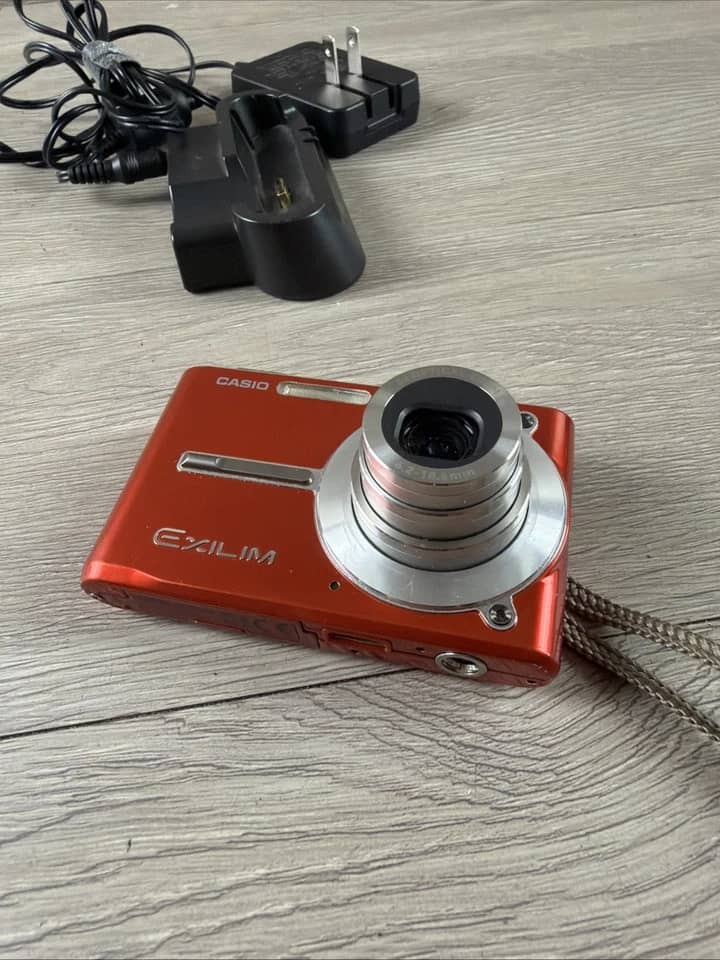 Casio Exilim EX-S500 Digital Cameras Gray New Body Only