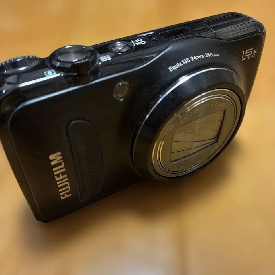 Fujifilm DiMAGE F300 Digital Cameras
