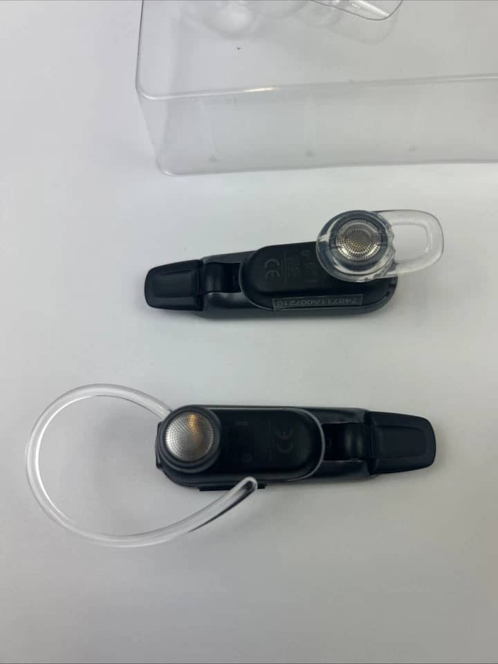 Motorola Boom 3 Headphones & Earbuds Black Refurbished - Excellent
