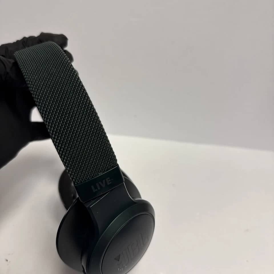 JBL Live 500BT Headphones & Earbuds 