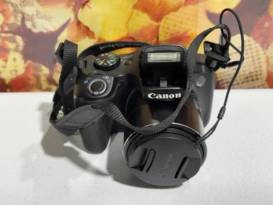 Canon PowerShot SX520 HS Digital Cameras Black Open-Box Excellent Body Only
