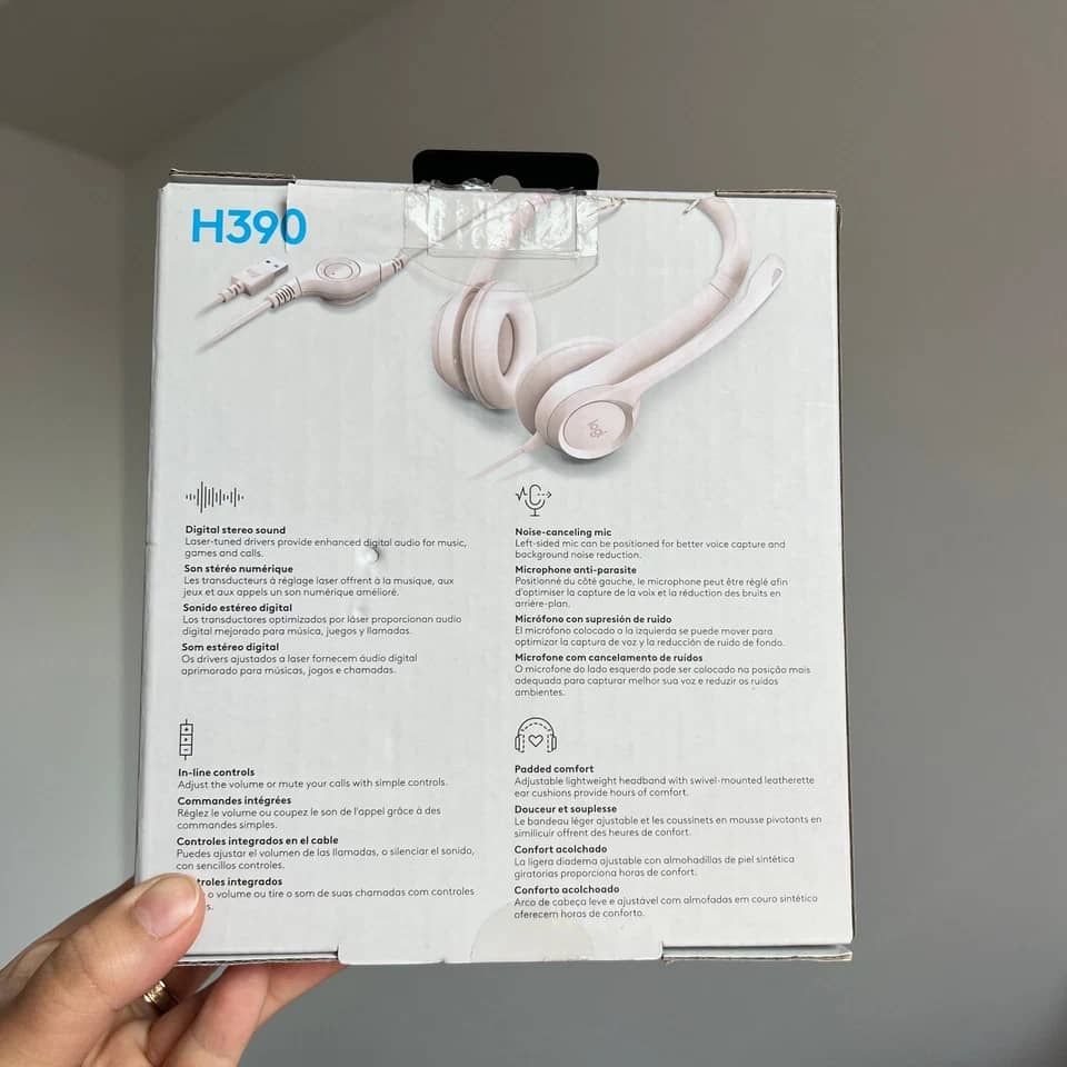 Logitech H390 Headphones & Earbuds 
