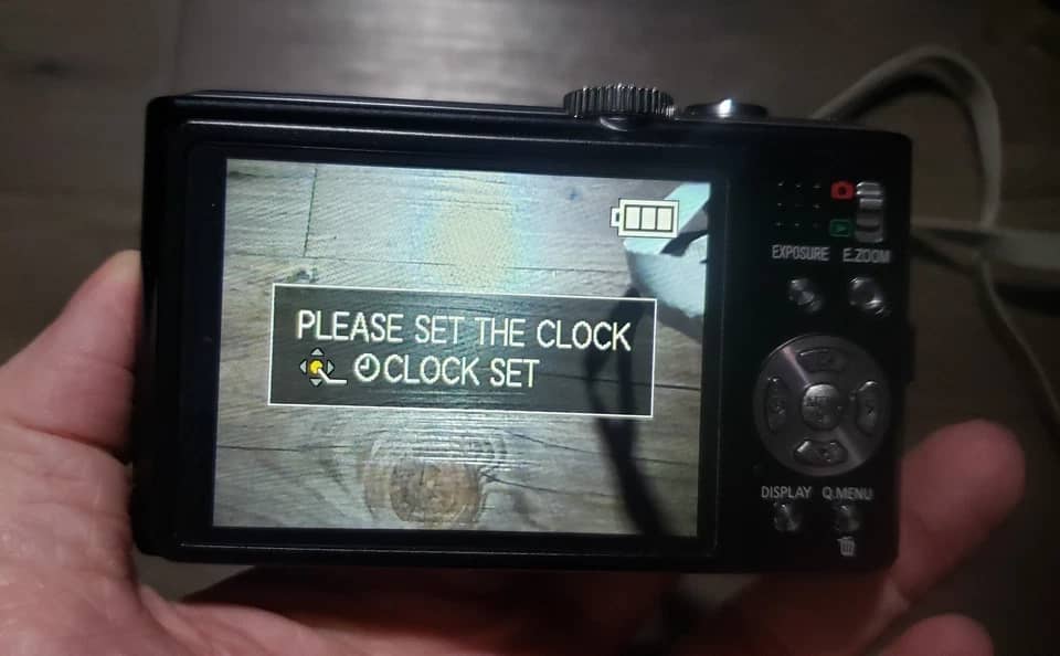 Panasonic DiMAGE Z6 Digital Cameras