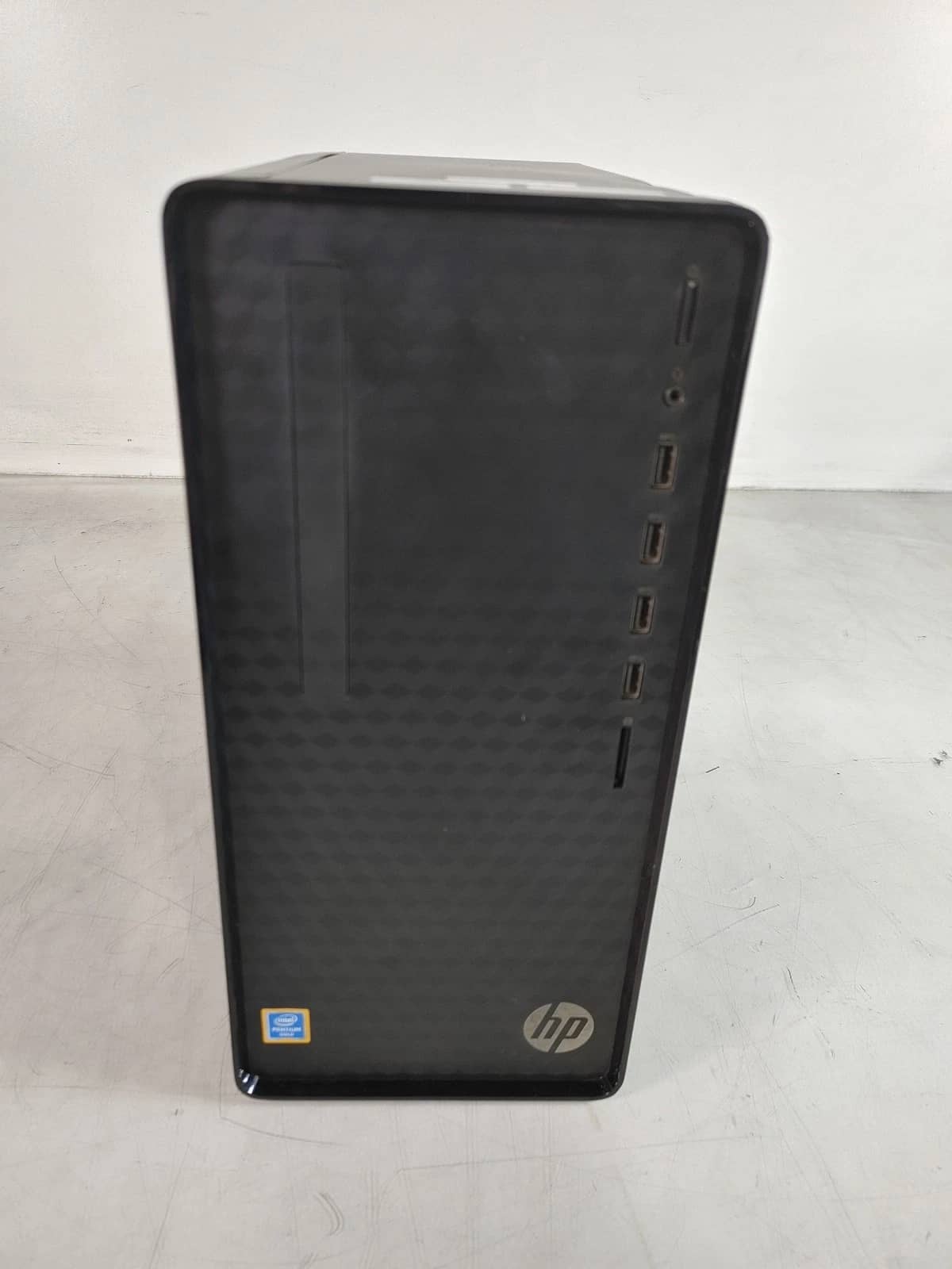 HP M01-F1014 Computers New