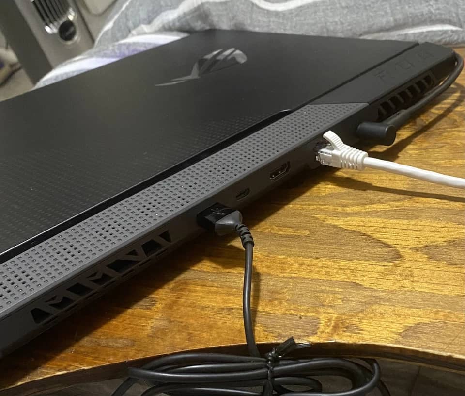 ASUS ROG Strix G513 Computers