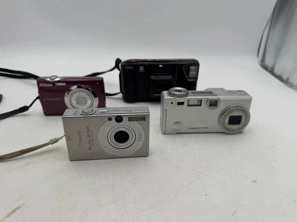 Nikon COOLPIX S220 Digital Cameras Purple New Body Only