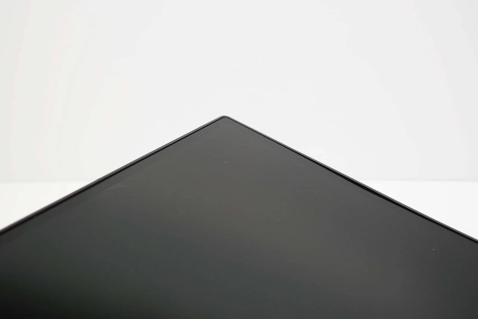LG 32GS60QC-B Monitors For parts or not working