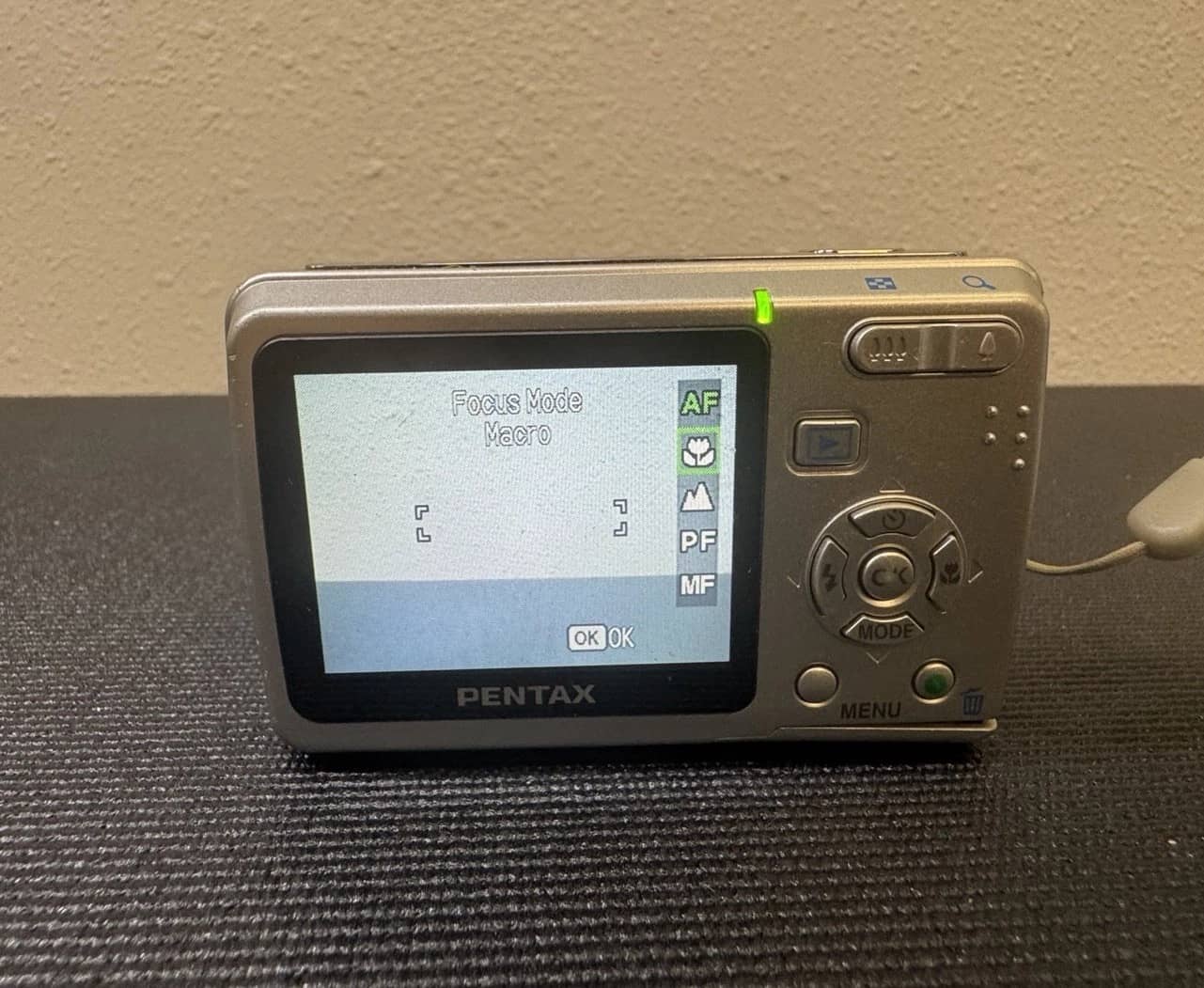 Pentax Optio E40 Digital Cameras Silver Used - Good Body Only