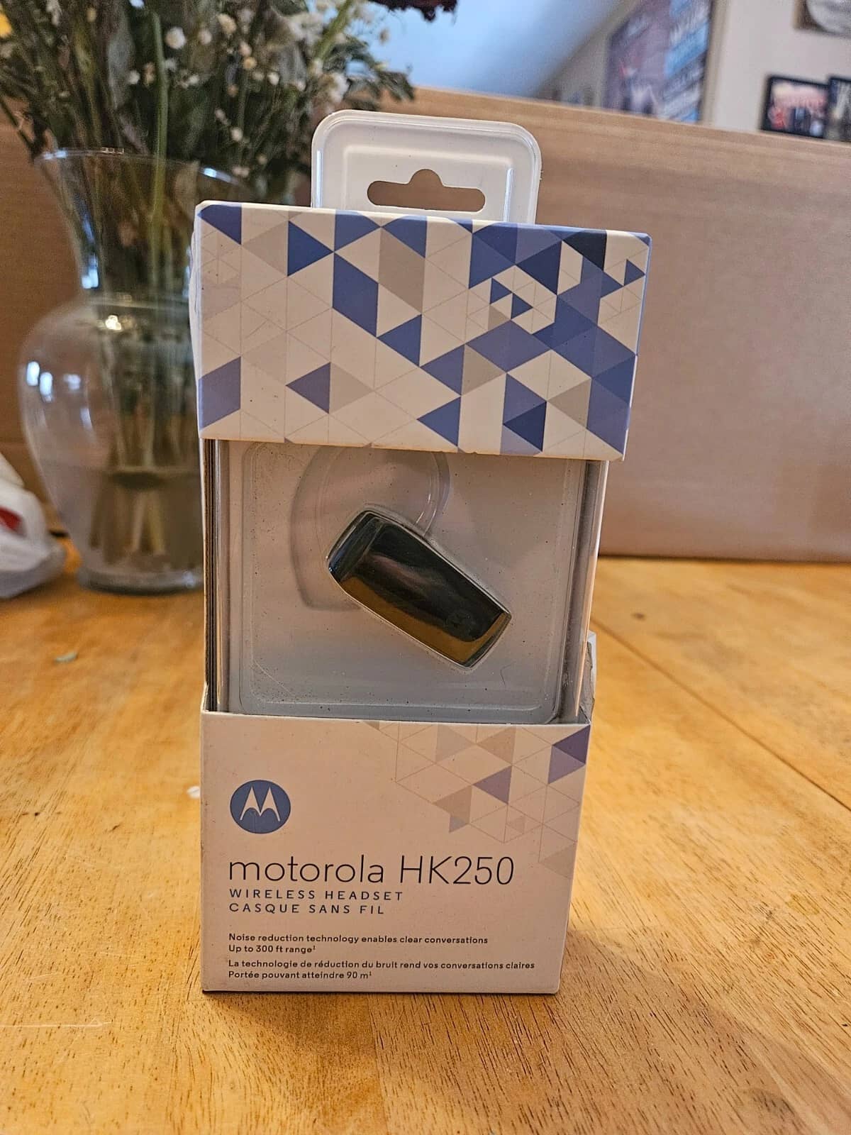 Motorola HK250 Headphones & Earbuds Black New
