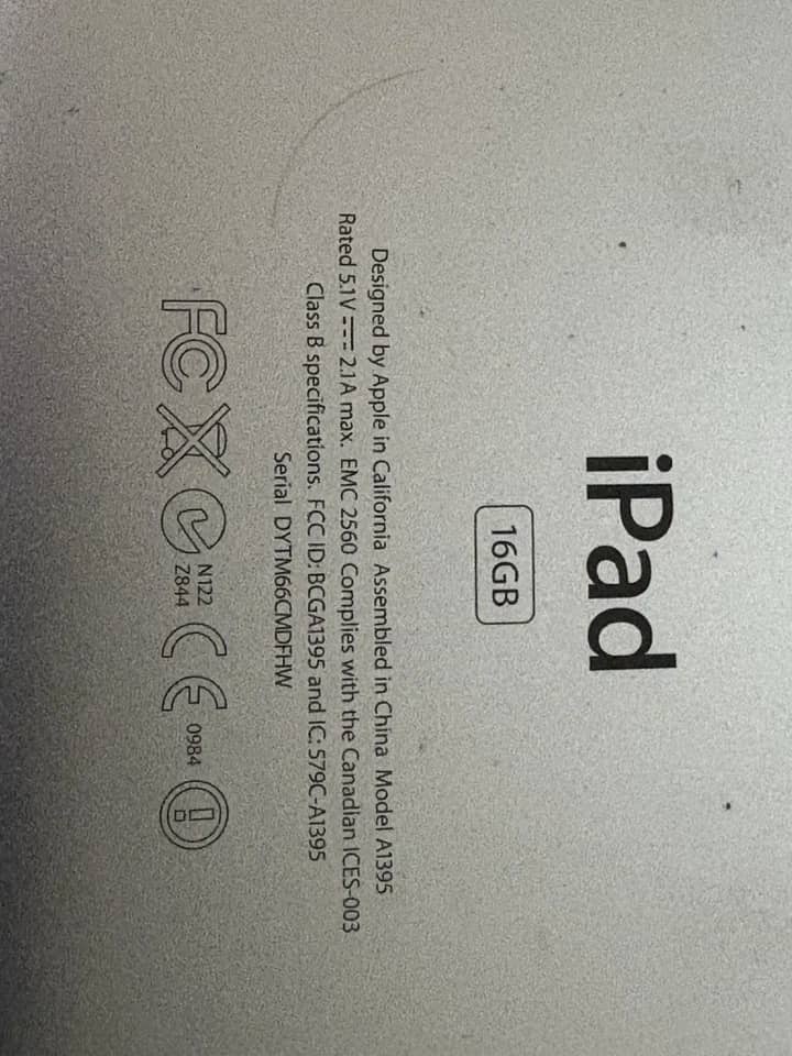 Apple iPad 4 Tablets