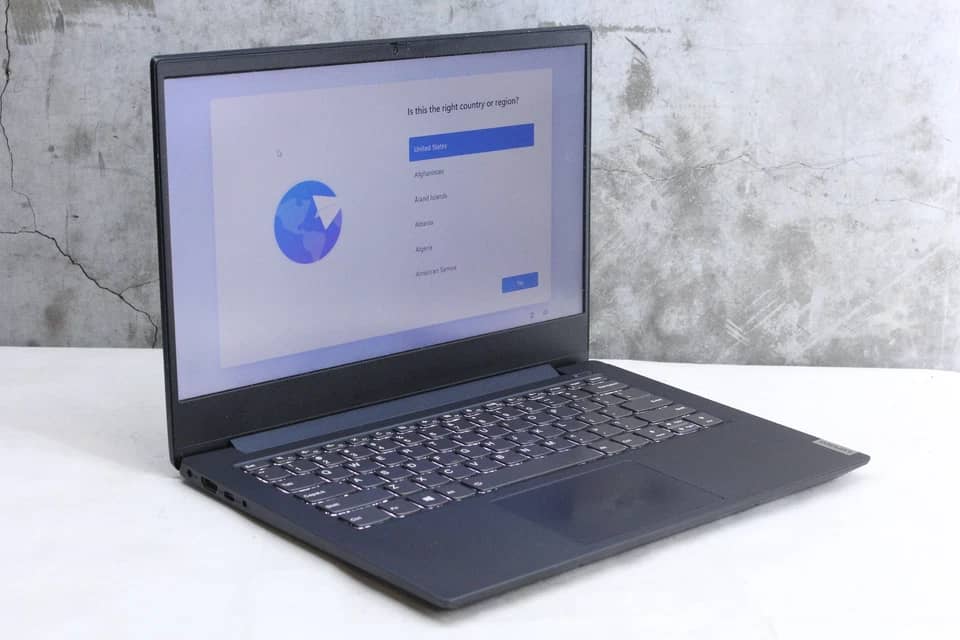 Lenovo IdeaPad S340-14IIL Computers 256GB 8GB Used - Good