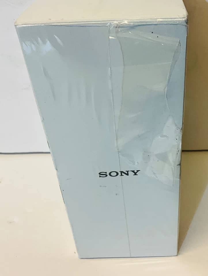 Sony WI-1000XM2 Headphones & Earbuds Black New