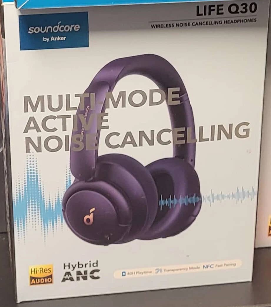 Soundcore Q30 Headphones & Earbuds Blue New