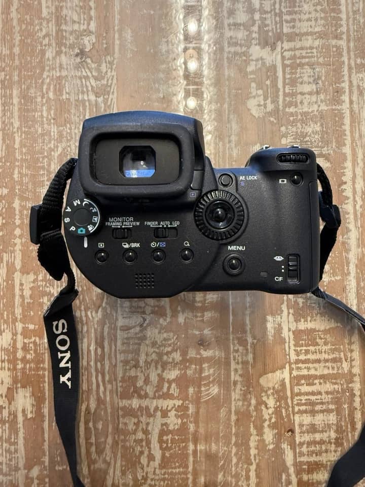 Sony Cyber-shot DSC-R1 Digital Cameras Black Used - Good Body Only