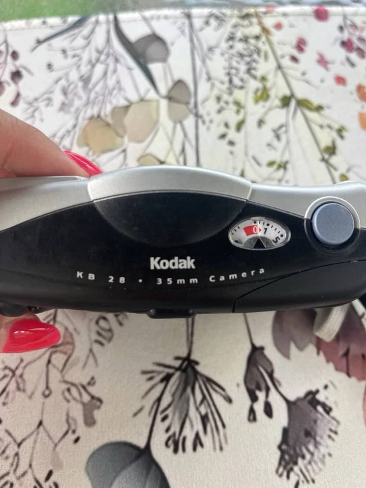 Kodak EasyShare CX6200 Digital Cameras Silver New Body Only