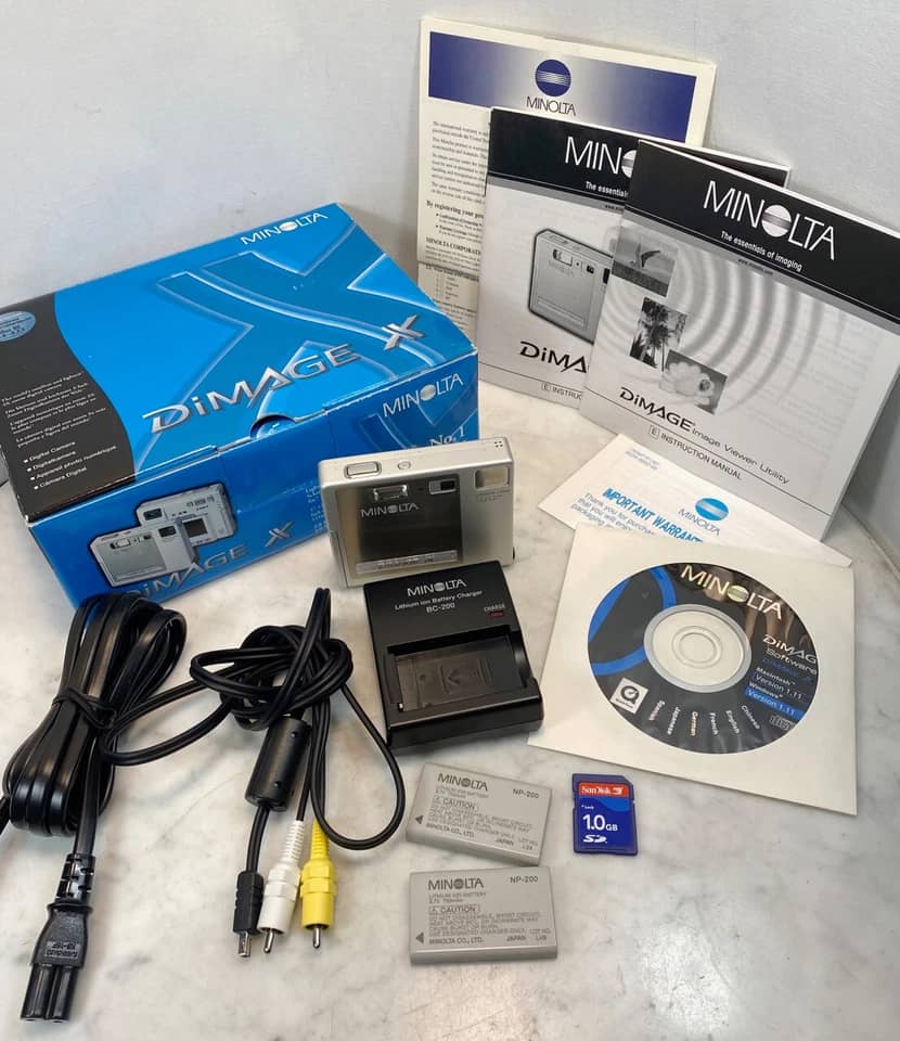 Minolta DiMAGE X Digital Cameras Silver Used - Good