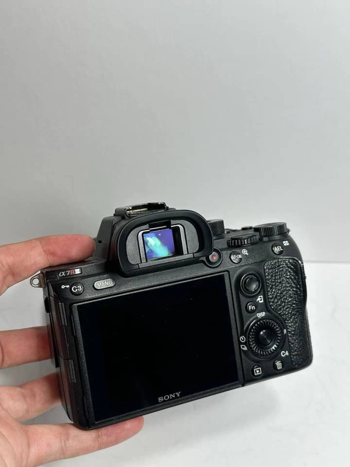 Sony Alpha 7R III Digital Cameras Black New Body Only