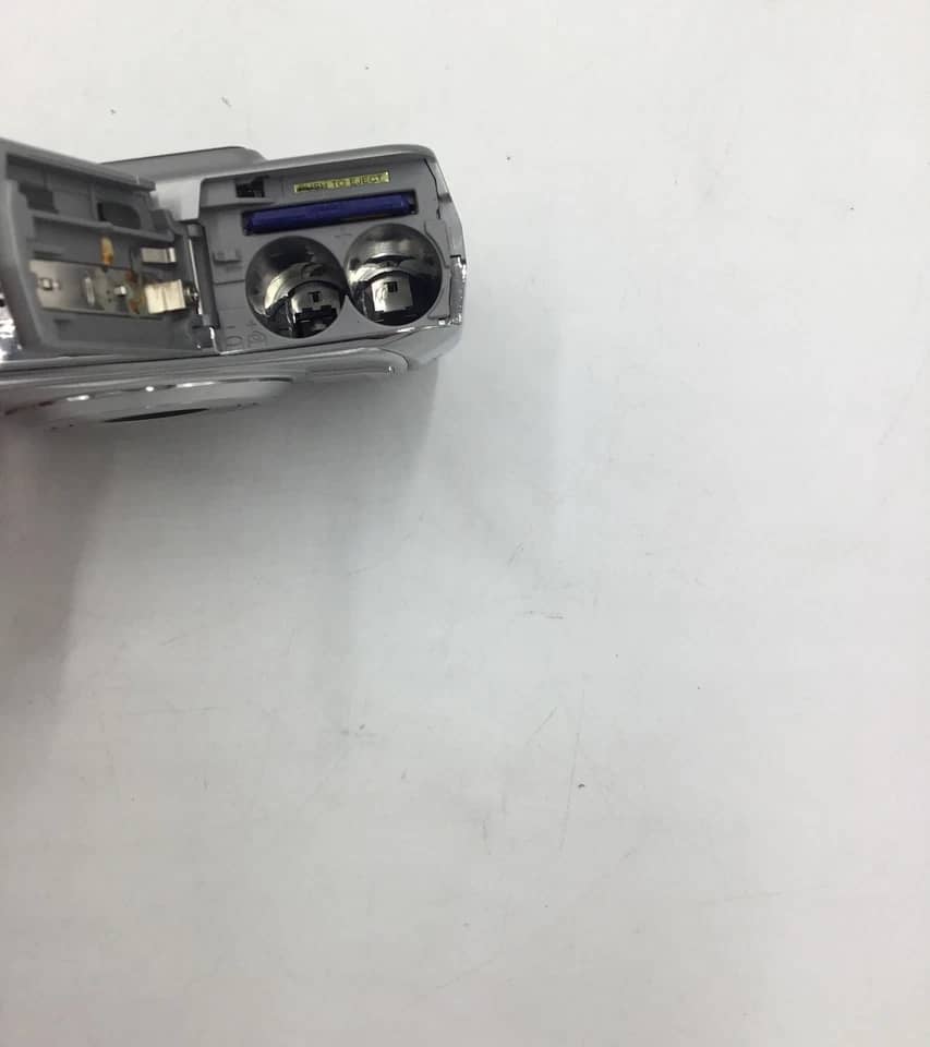 Fujifilm FinePix A820 Digital Cameras Silver New Body Only