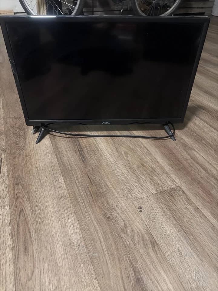VIZIO D24h-G9 TVs