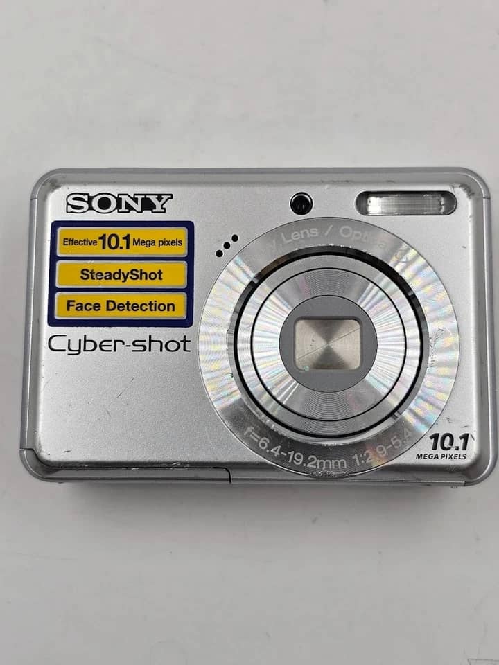 Sony Cyber-shot DSC-S930 Digital Cameras Silver New Body Only