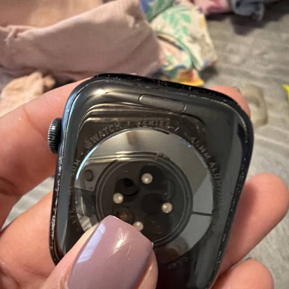Apple Watch Series 7 Smartwatches
