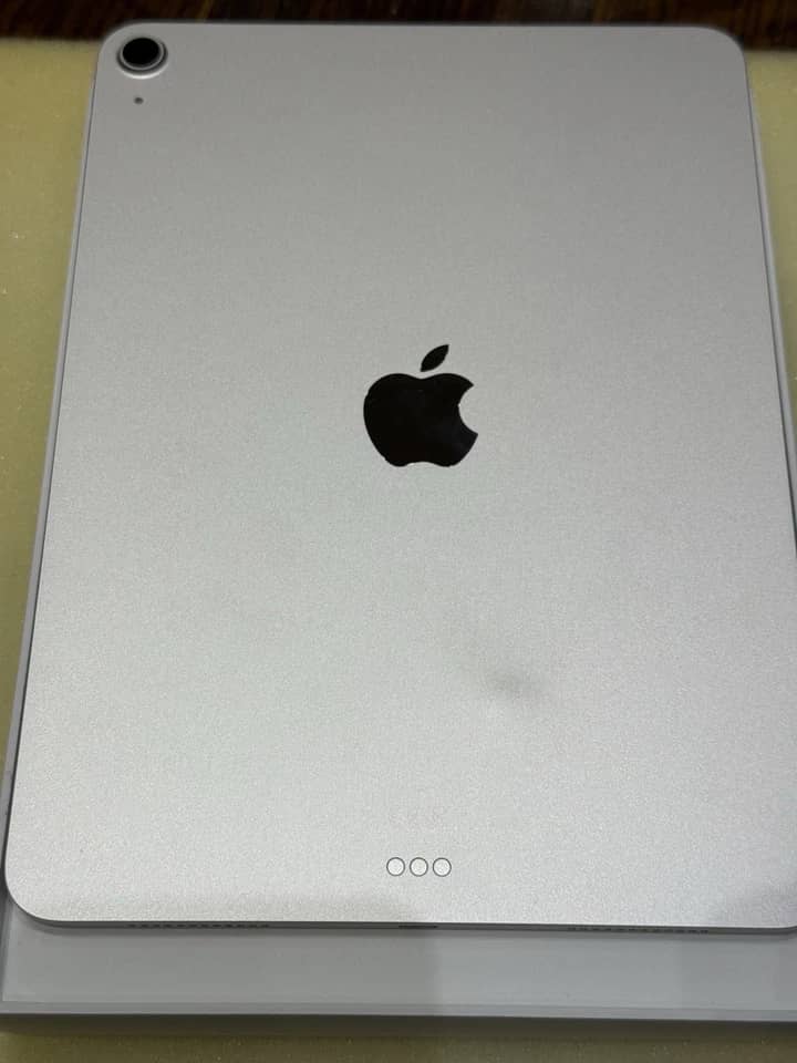 Apple iPad Air 1st Tablets