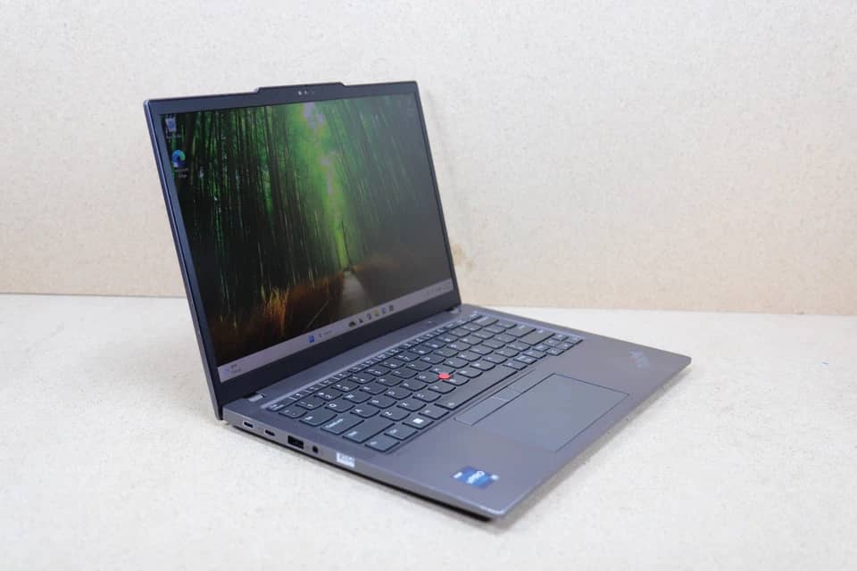 Lenovo ThinkPad X13 Gen 4 Computers