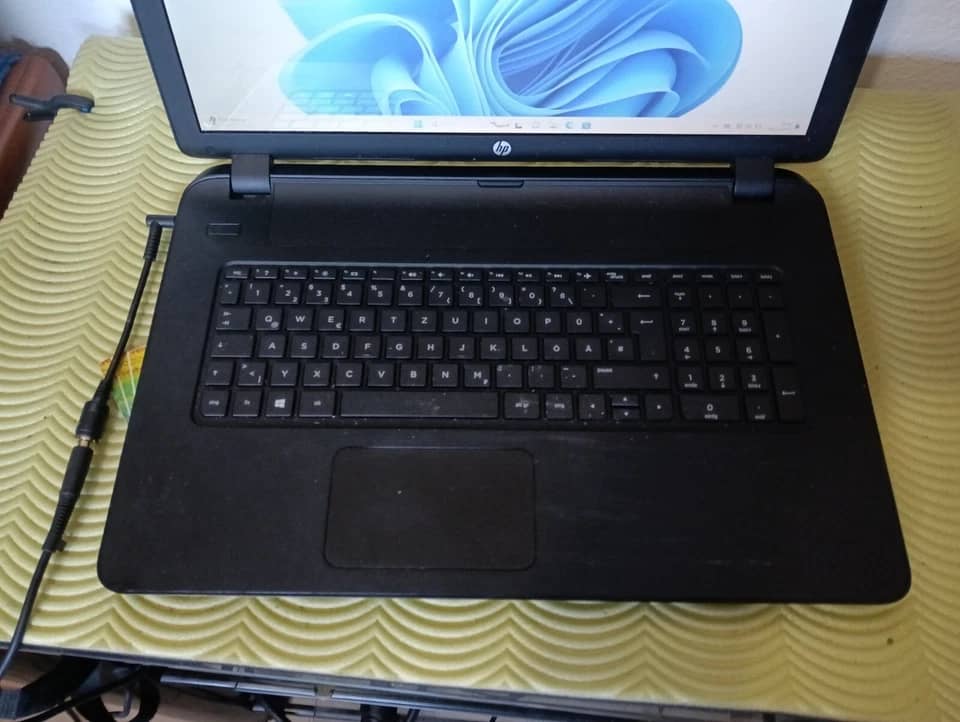 HP Pavilion 17 Computers