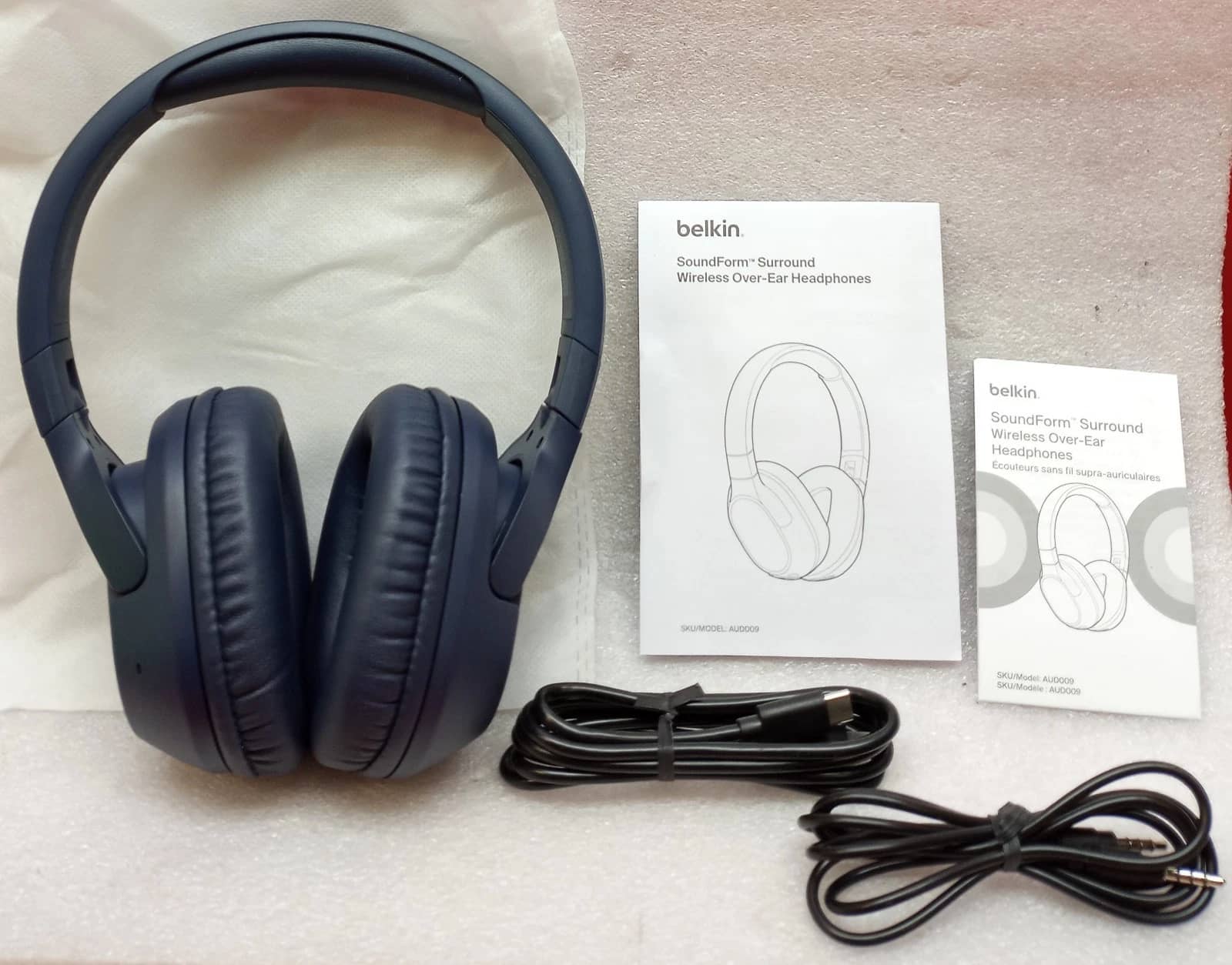 Belkin SoundForm Headphones & Earbuds Black New