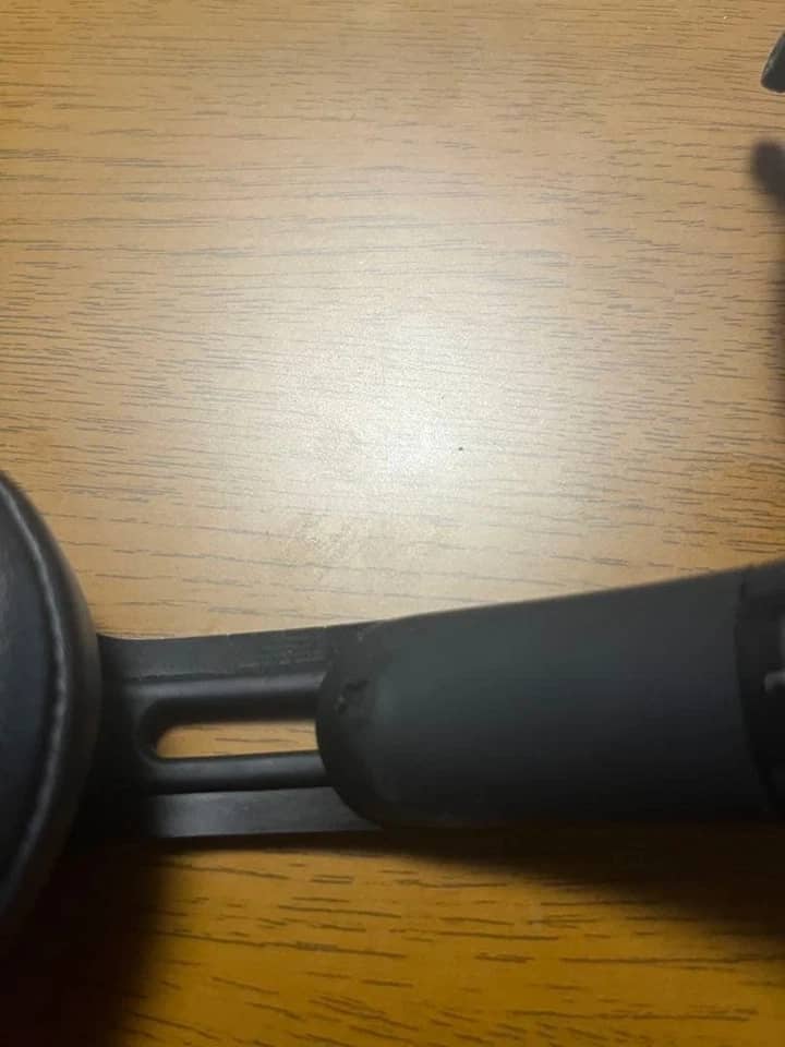 Beats Solo Pro Headphones & Earbuds 