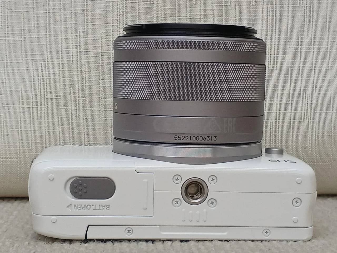 Canon EOS M10 Digital Cameras Black New w/ 15-45mm Kit