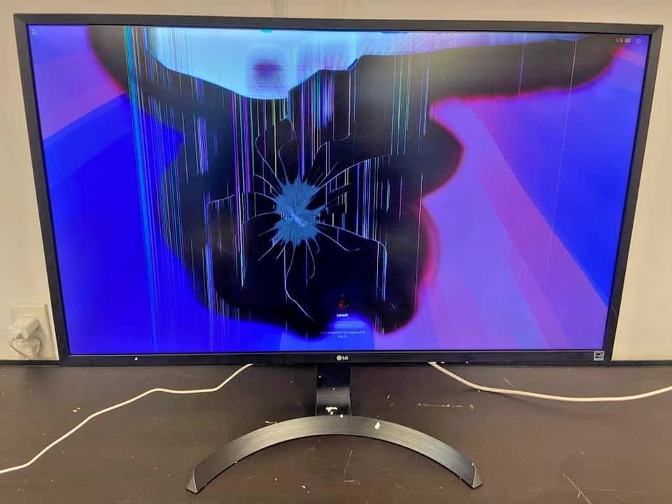 LG 32UD59 Monitors