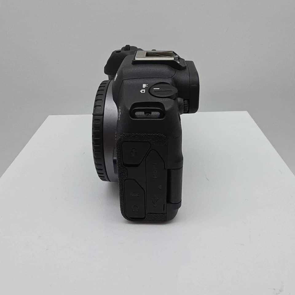 Canon EOS R8 Digital Cameras