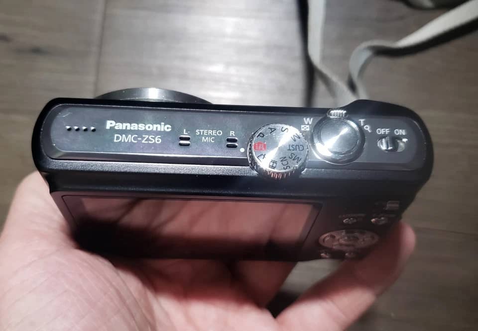 Panasonic DiMAGE Z6 Digital Cameras