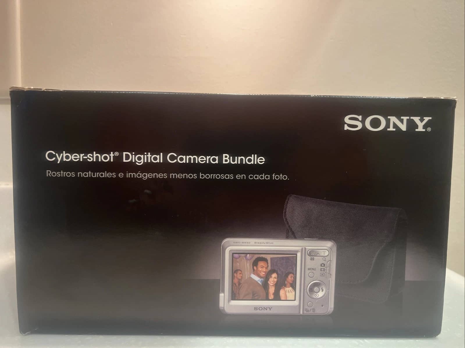 Sony DSC-S930 Digital Cameras Silver Open-Box Excellent Body Only