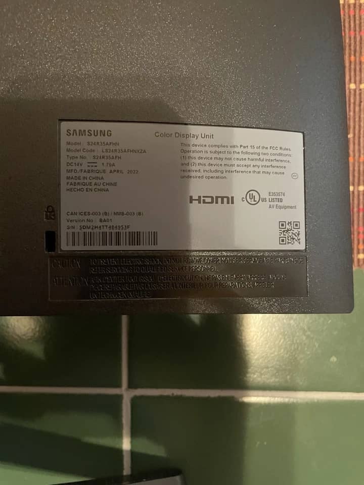 Samsung SR650 Monitors