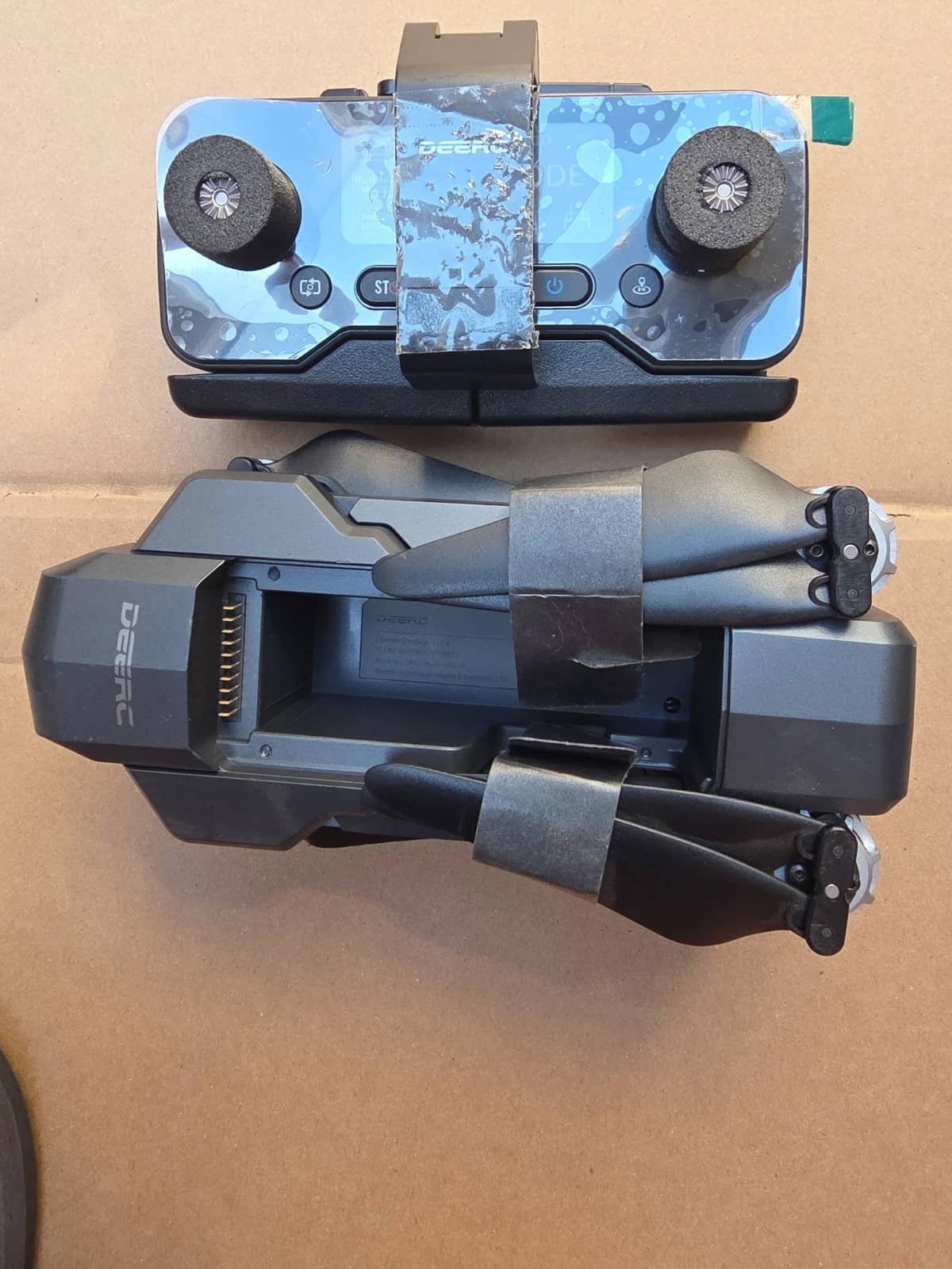 DEERC DE22 Quadcopters & Multirotors Open Box