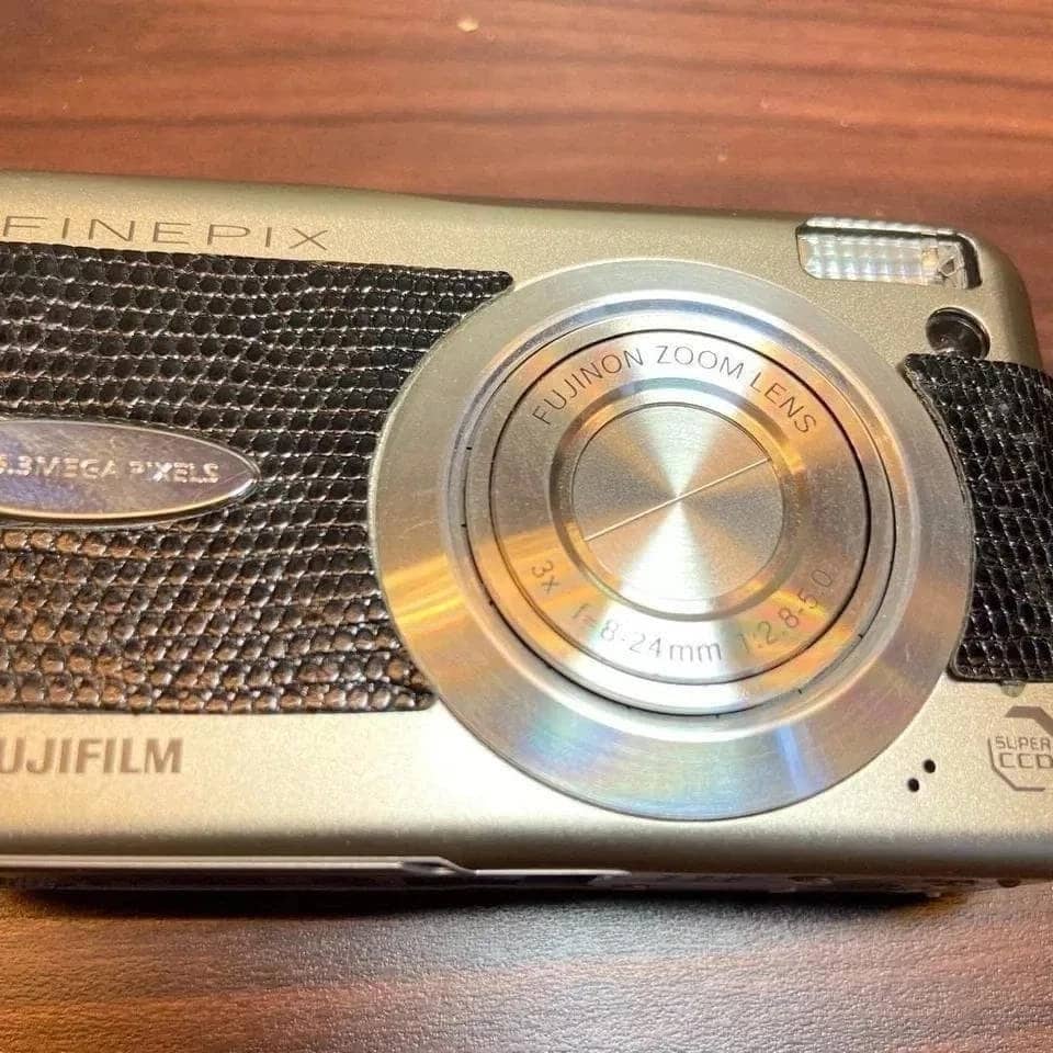 Fujifilm FinePix F30 Digital Cameras Silver New Body Only