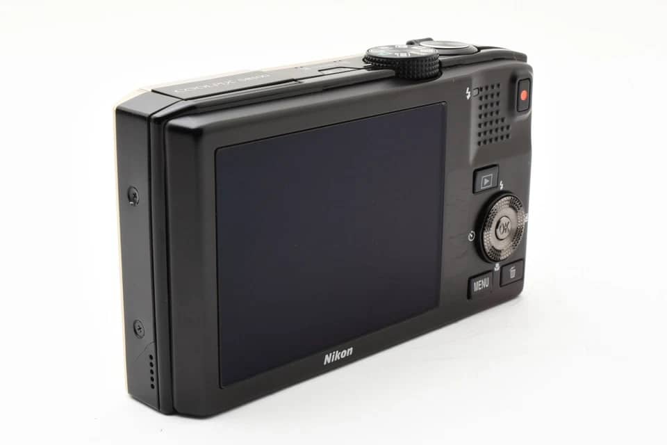 Nikon COOLPIX S8100 Digital Cameras Black New Body Only