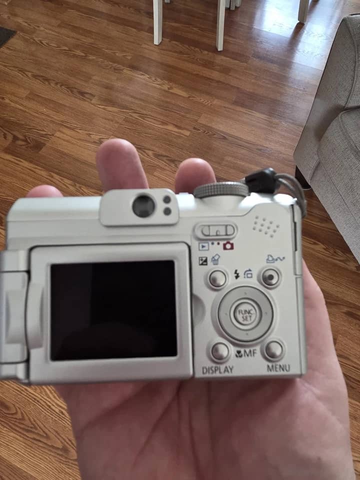 Canon PowerShot A610 Digital Cameras Silver New Body Only