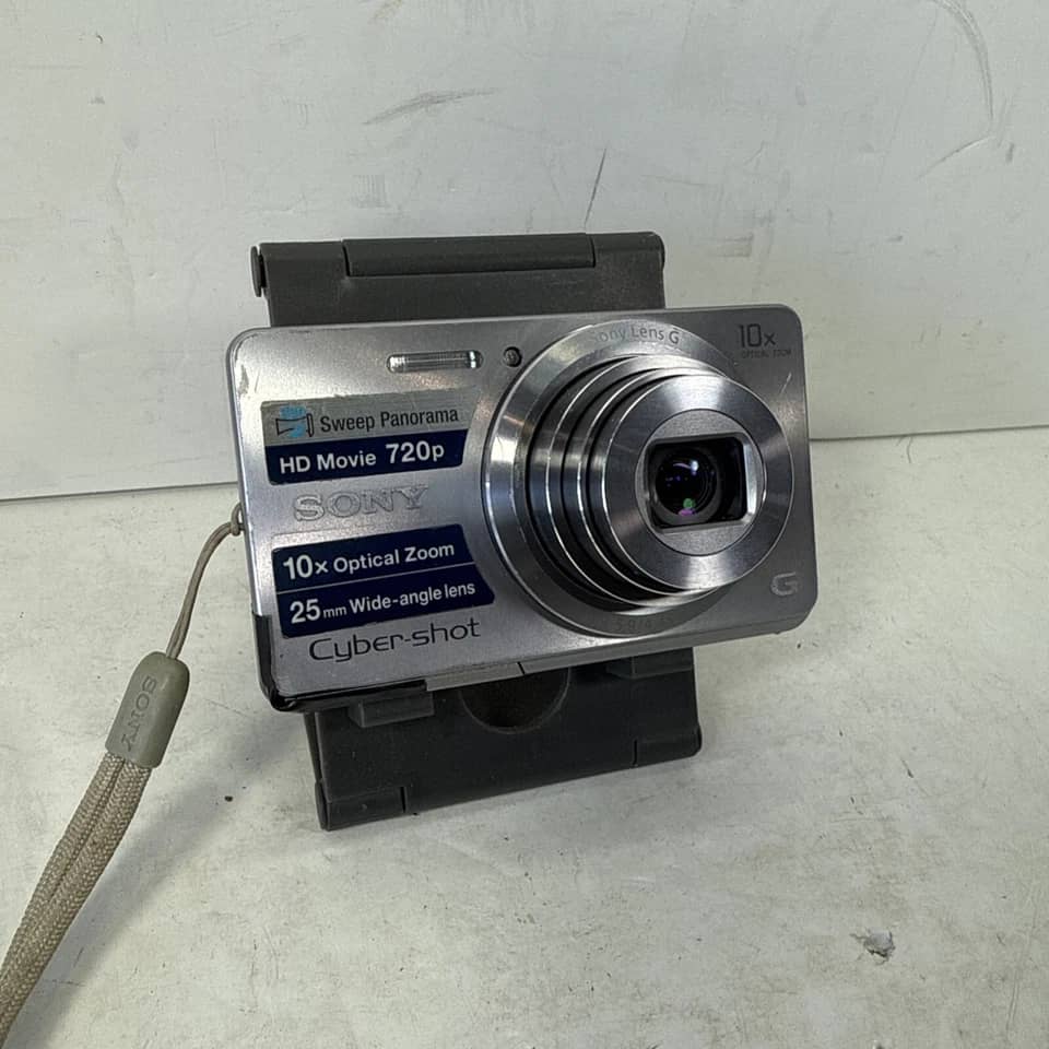 Sony Cyber-shot DSC-W690 Digital Cameras Blue New Body Only