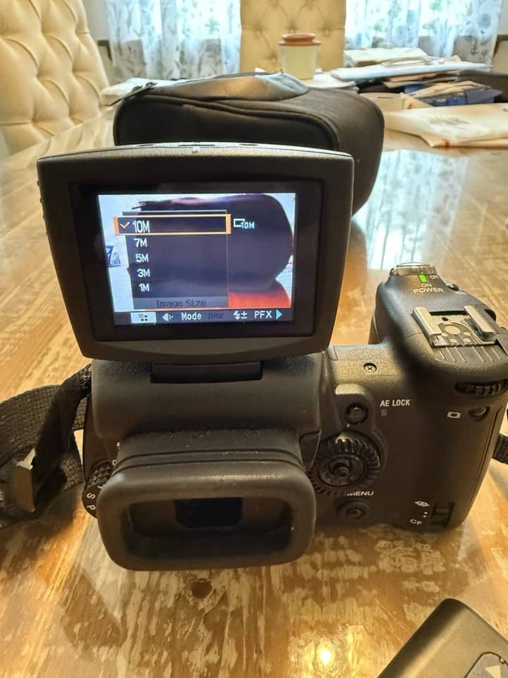 Sony Cyber-shot DSC-R1 Digital Cameras Black Used - Good Body Only