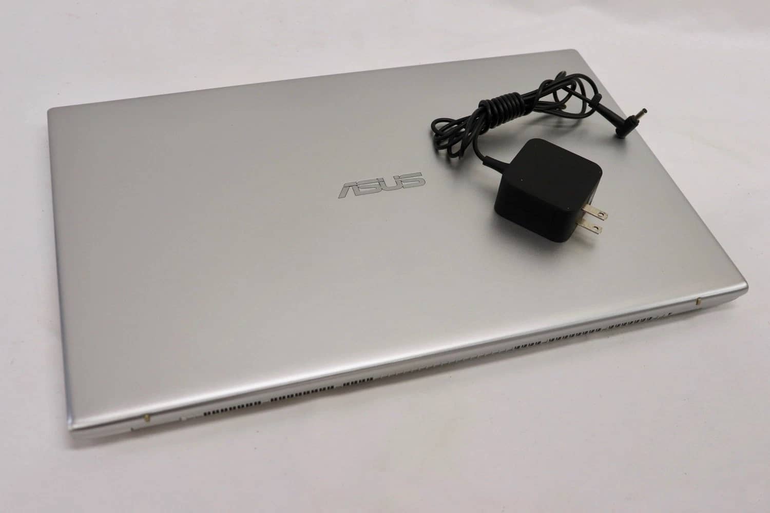 ASUS VivoBook 17 X712J Computers 512GB 12GB Used - Good