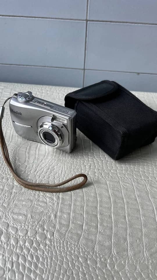 Kodak C1013 Digital Cameras Silver New Body Only